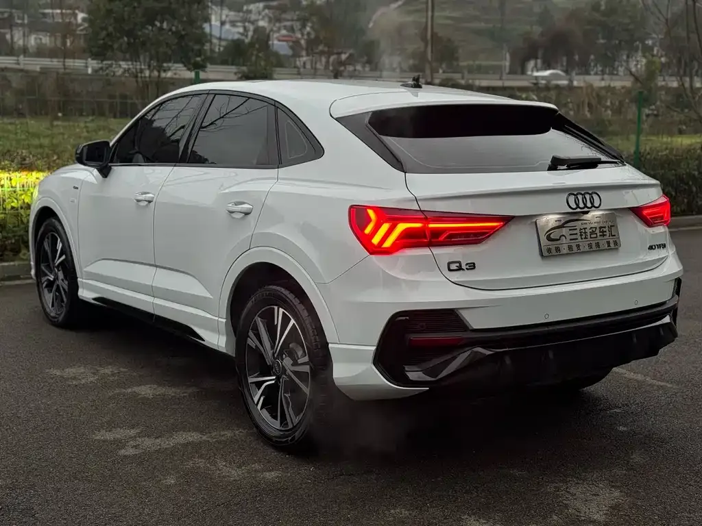 Audi Q3 Sportback — фото 7