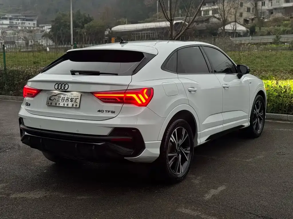 Audi Q3 Sportback — фото 6