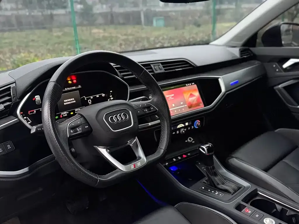 Audi Q3 Sportback — фото 2