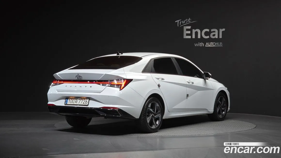 Hyundai AVANTE — фото 5