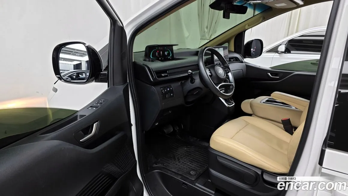 Hyundai Staria — фото 8