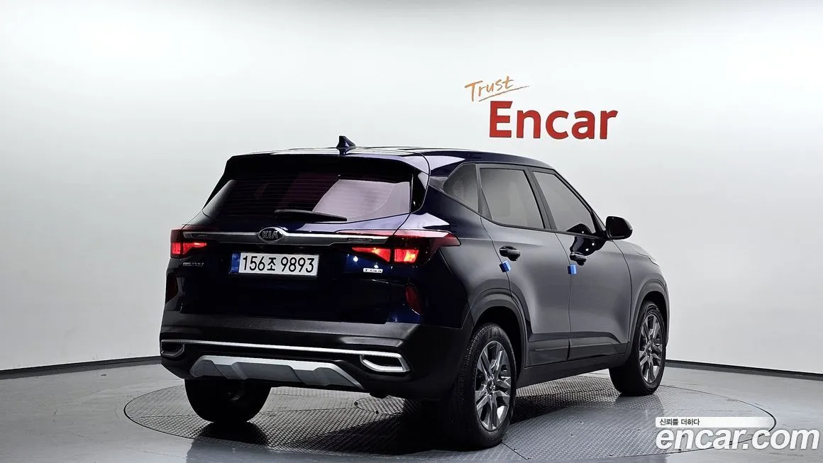 Kia Seltos — фото 6