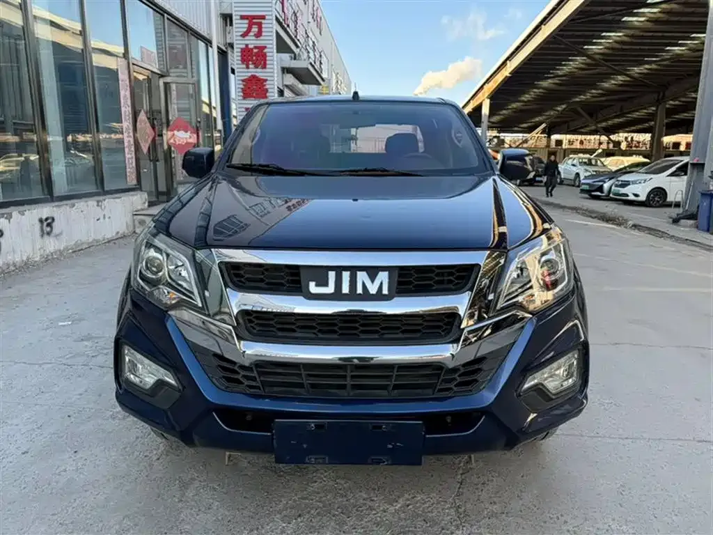 Isuzu RE-MAX — фото 7