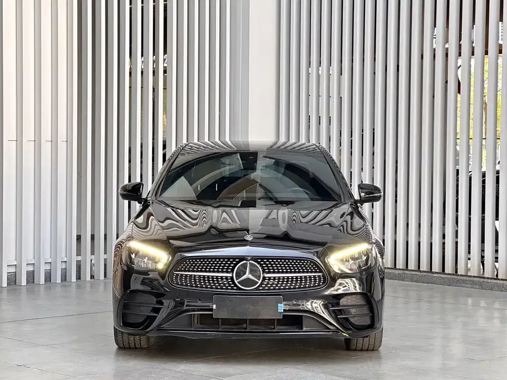 Mercedes-Benz E-Class (Import) — фото 7