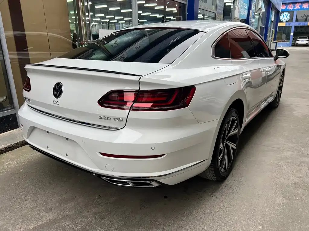 Volkswagen CC — фото 2