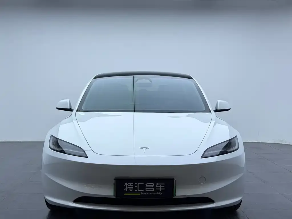 Tesla Model 3 — фото 8