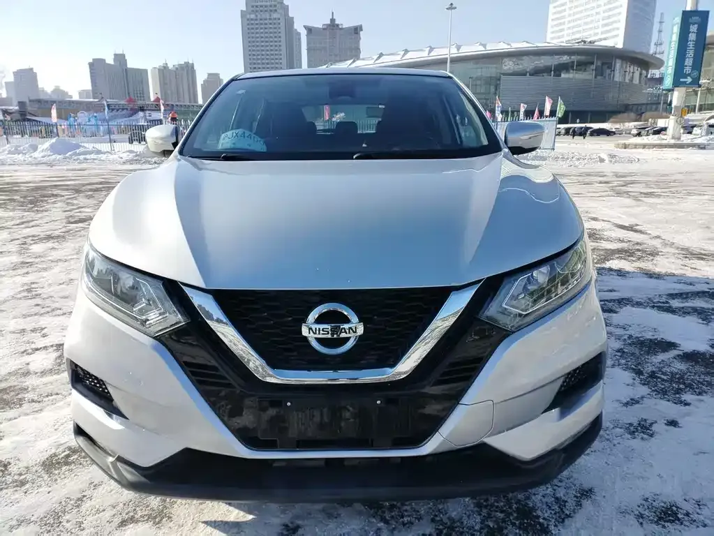 Nissan Qashqai — фото 8