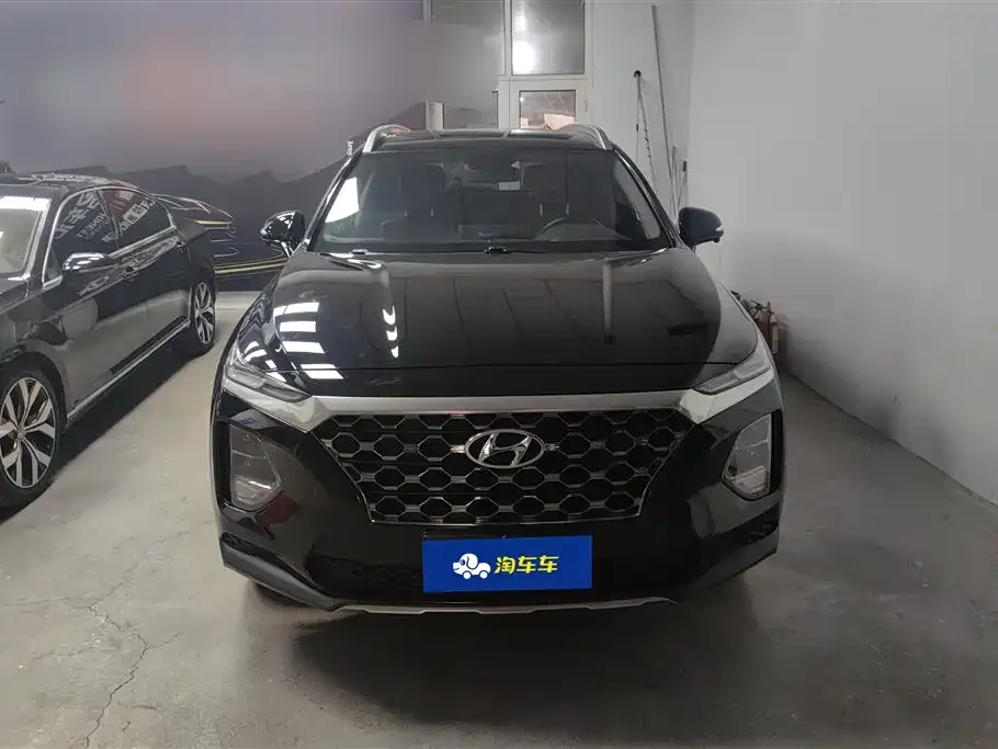 Hyundai Santa Fe — фото 10