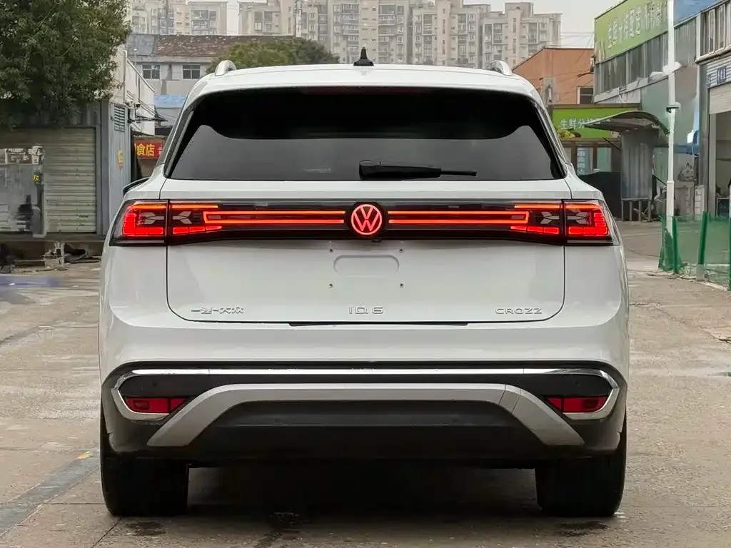 Volkswagen ID.6 Crozz — фото 8