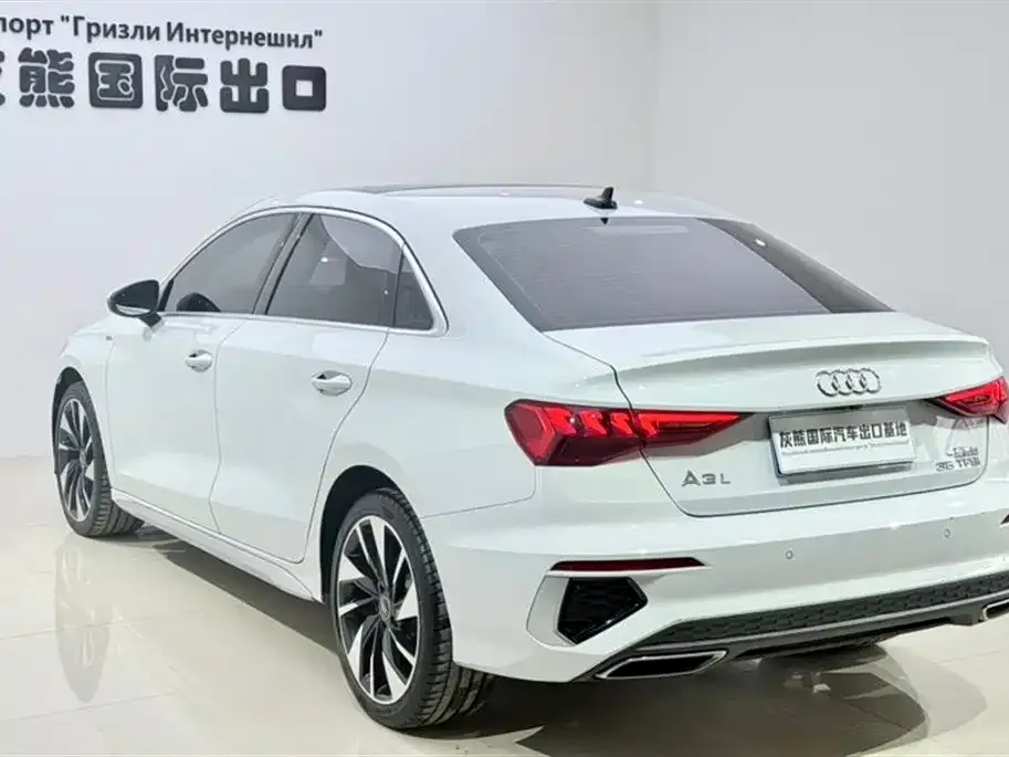 Audi A3 — фото 10