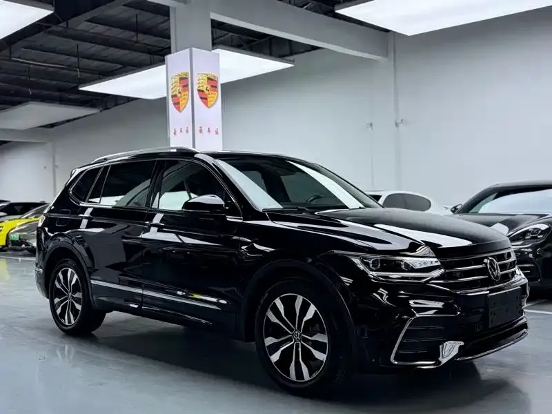Volkswagen Tiguan L — фото 5