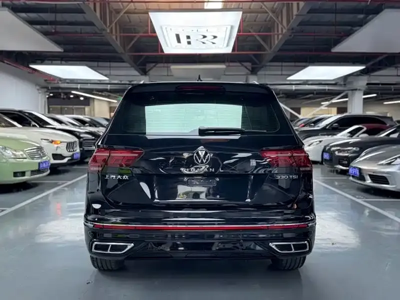 Volkswagen Tiguan L — фото 7