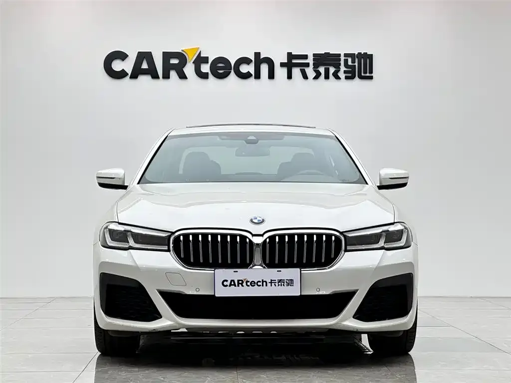 BMW 5 Series — фото 2