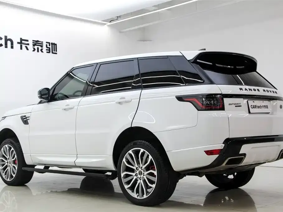 Land Rover Sport PHEV — фото 10