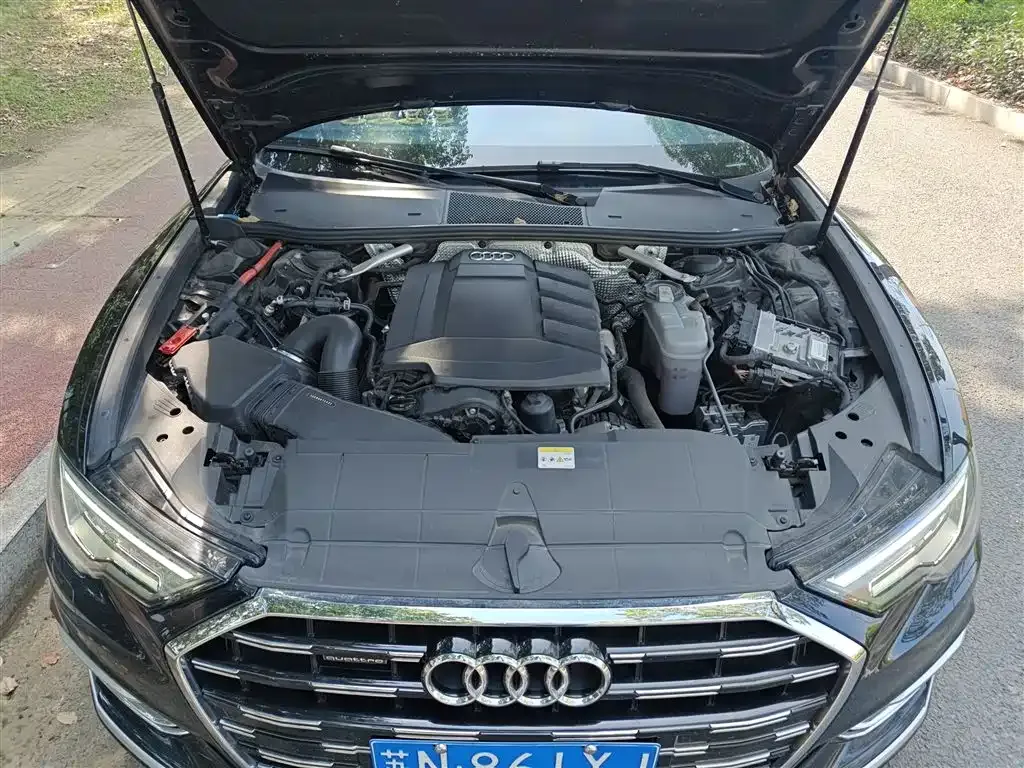 Audi A6L — фото 5