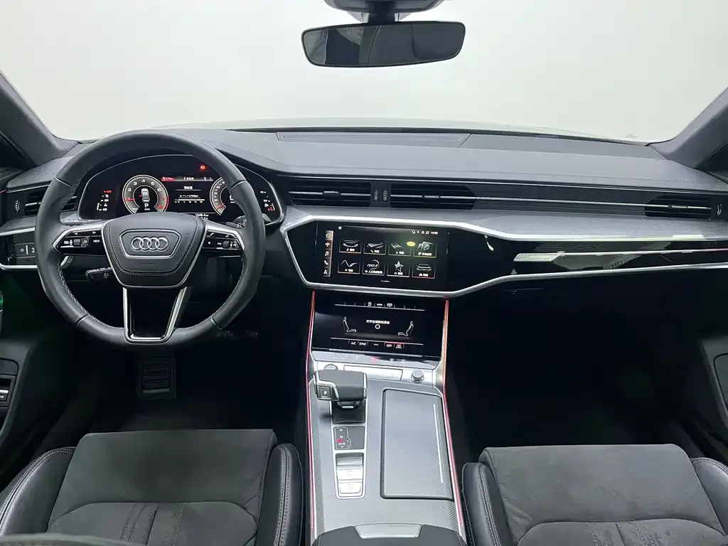 Audi A6L — фото 10