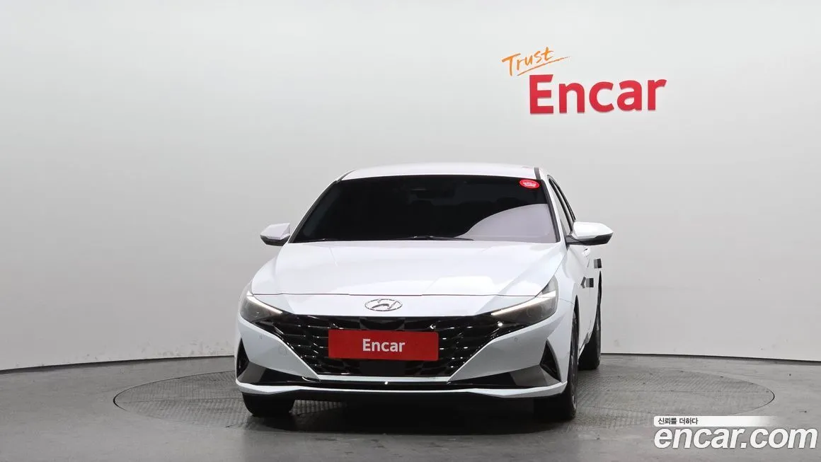 Hyundai AVANTE — фото 2
