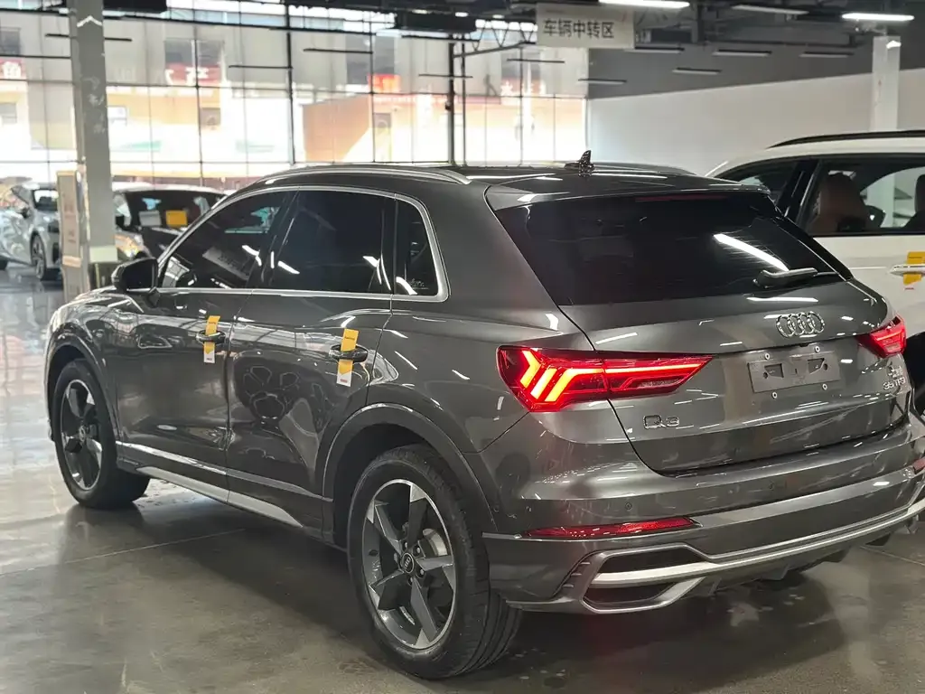 Audi Q3 — фото 5