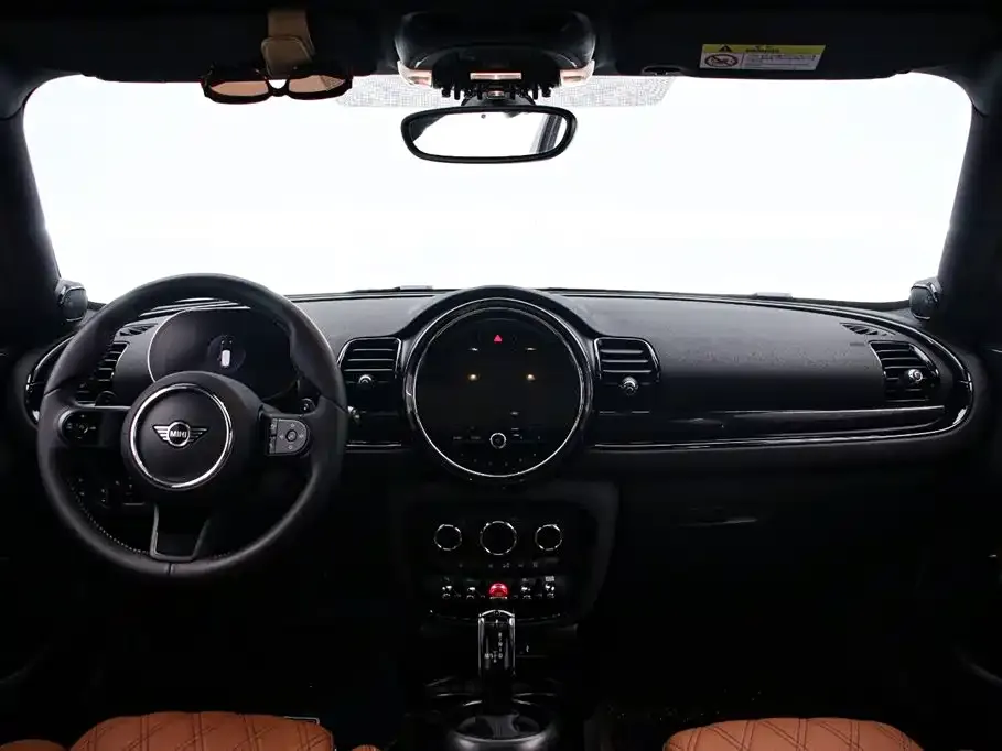 MINI Clubman — фото 7