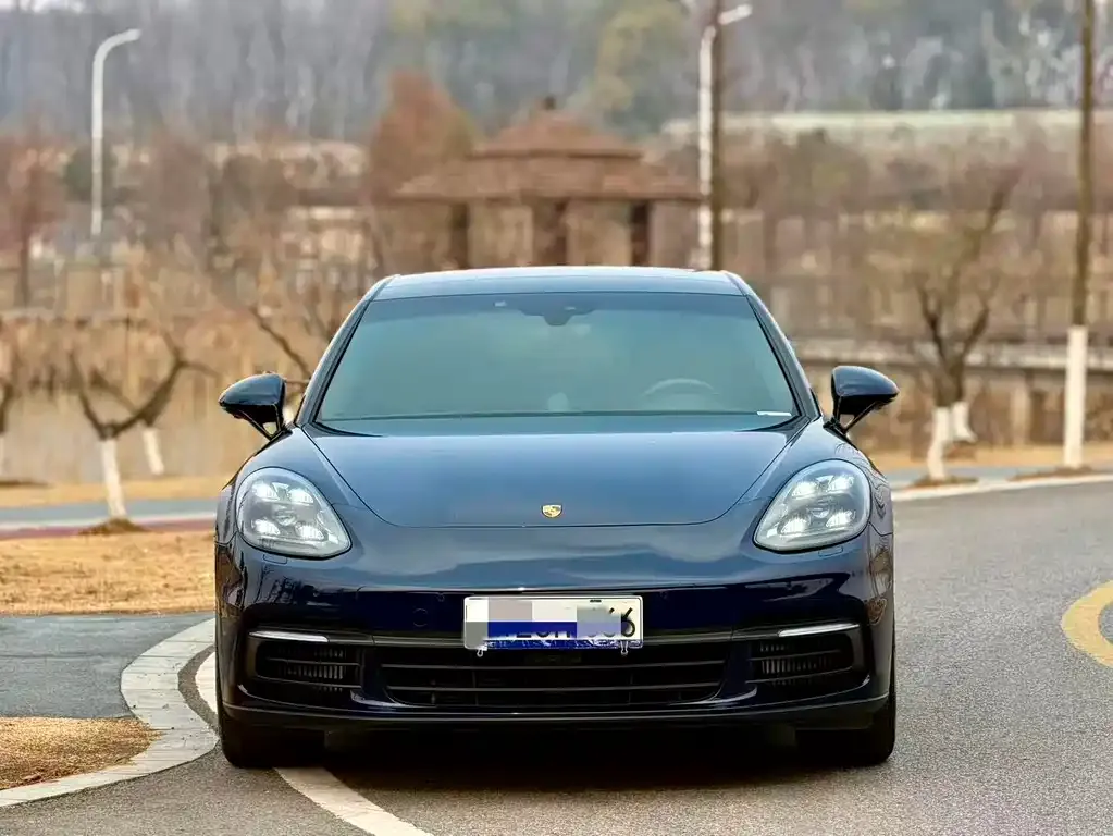 Porsche Panamera — фото 2