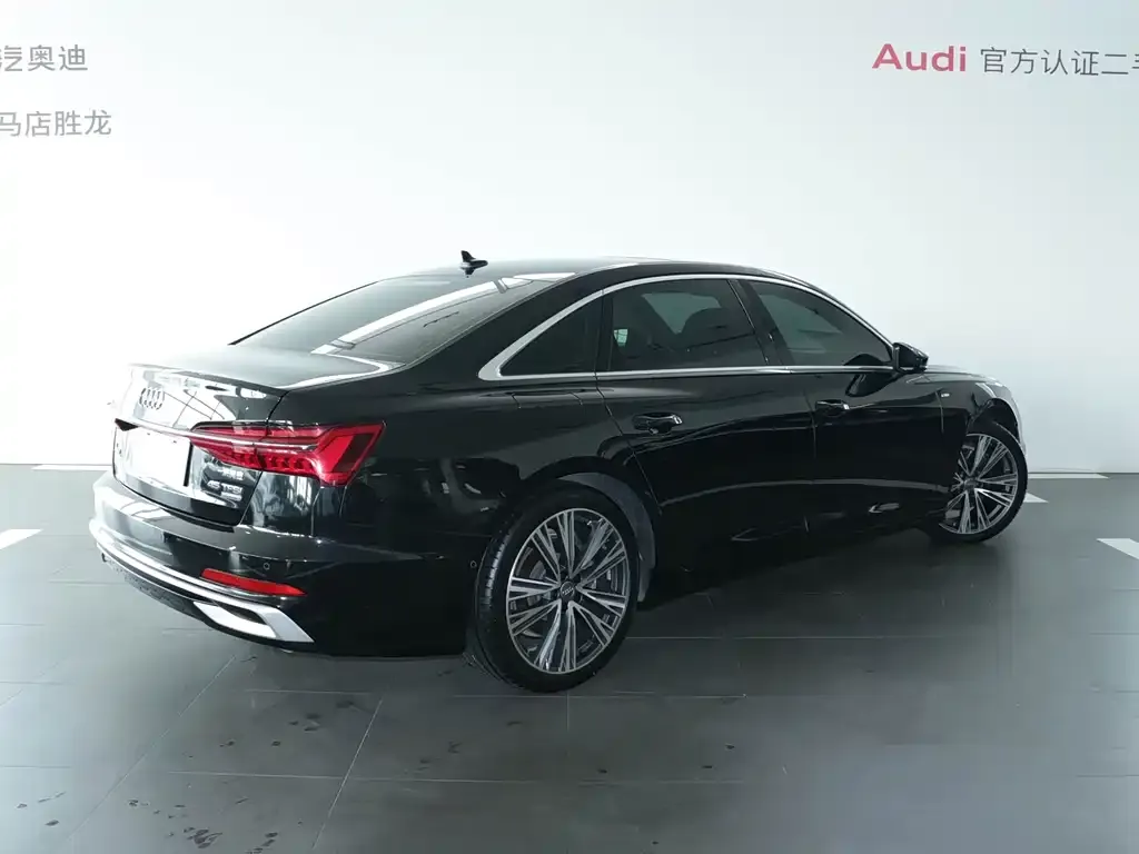 Audi A6L — фото 2