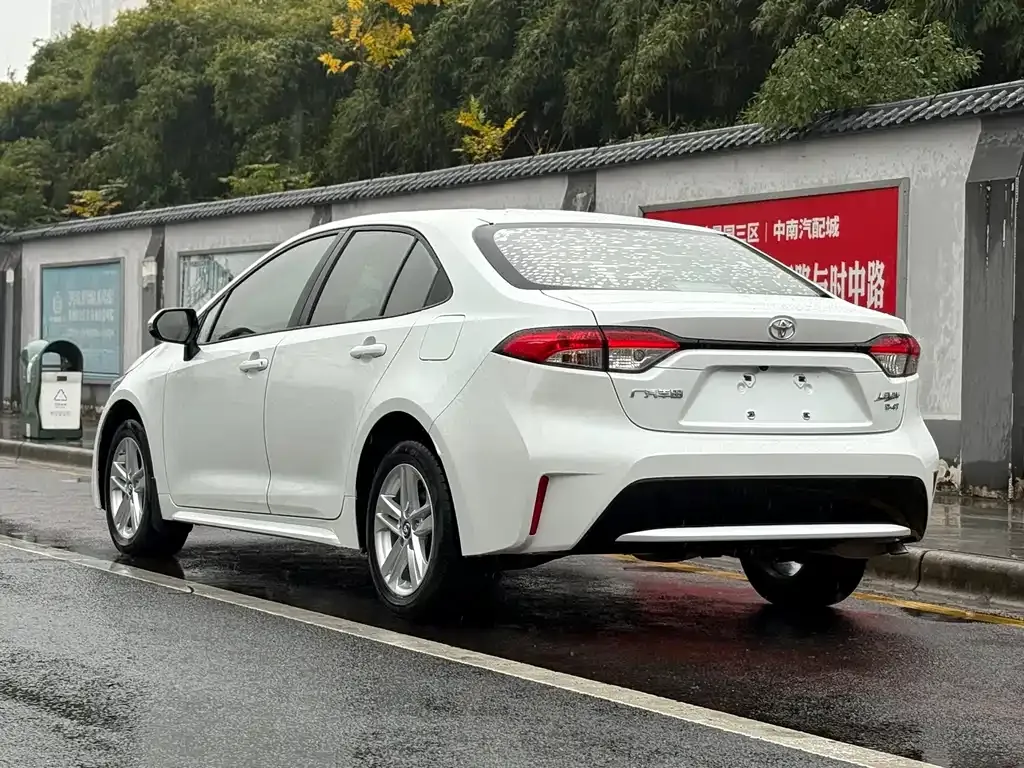 Toyota Levin — фото 5
