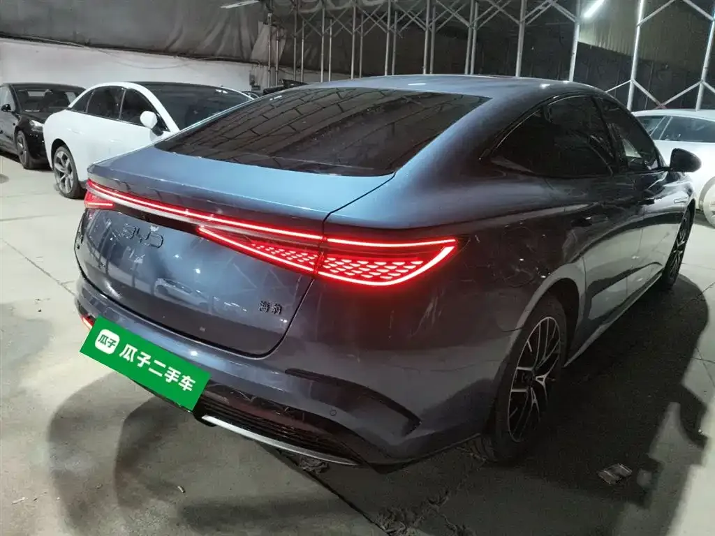 BYD Seal — фото 3