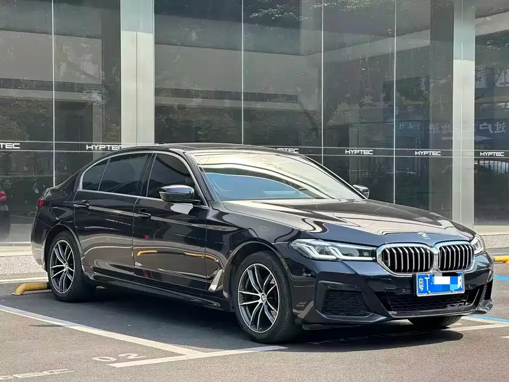 BMW 5 Series — фото 3