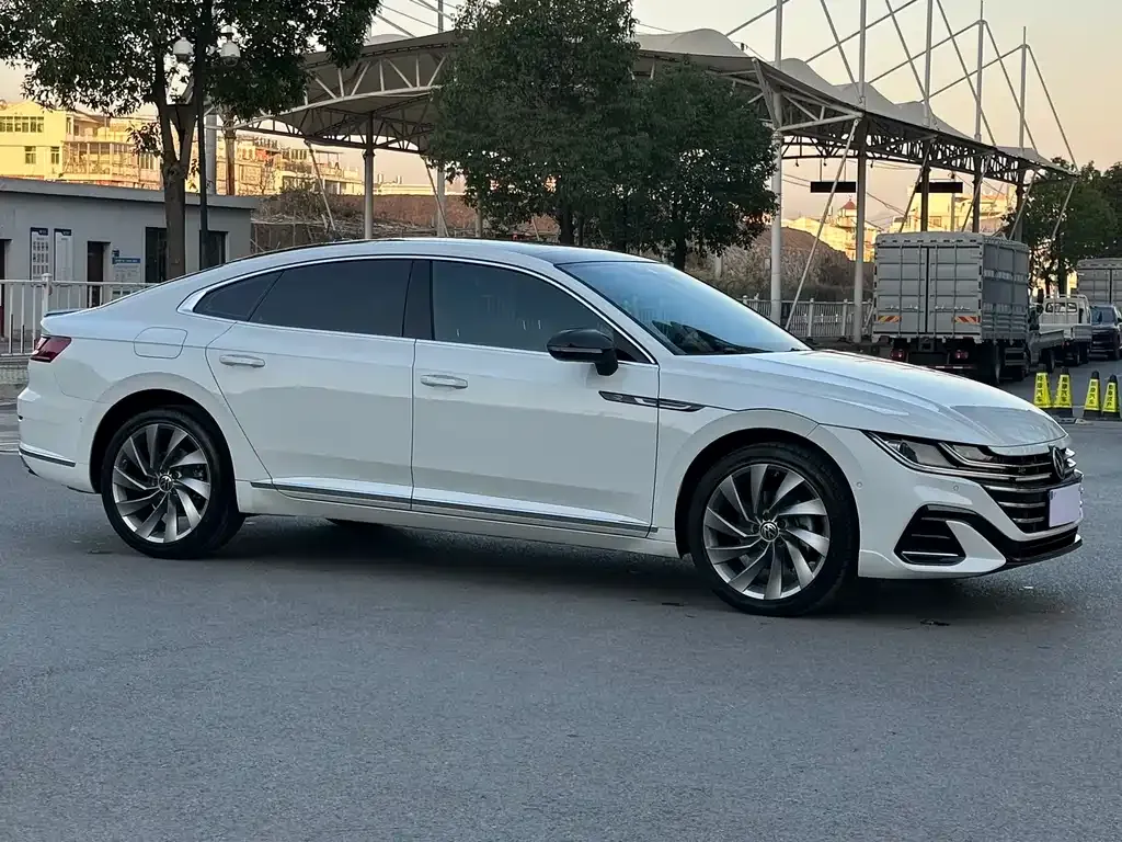 Volkswagen CC — фото 8