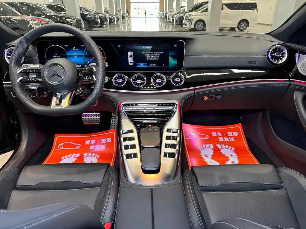 Mercedes-Benz AMG GT — фото 10