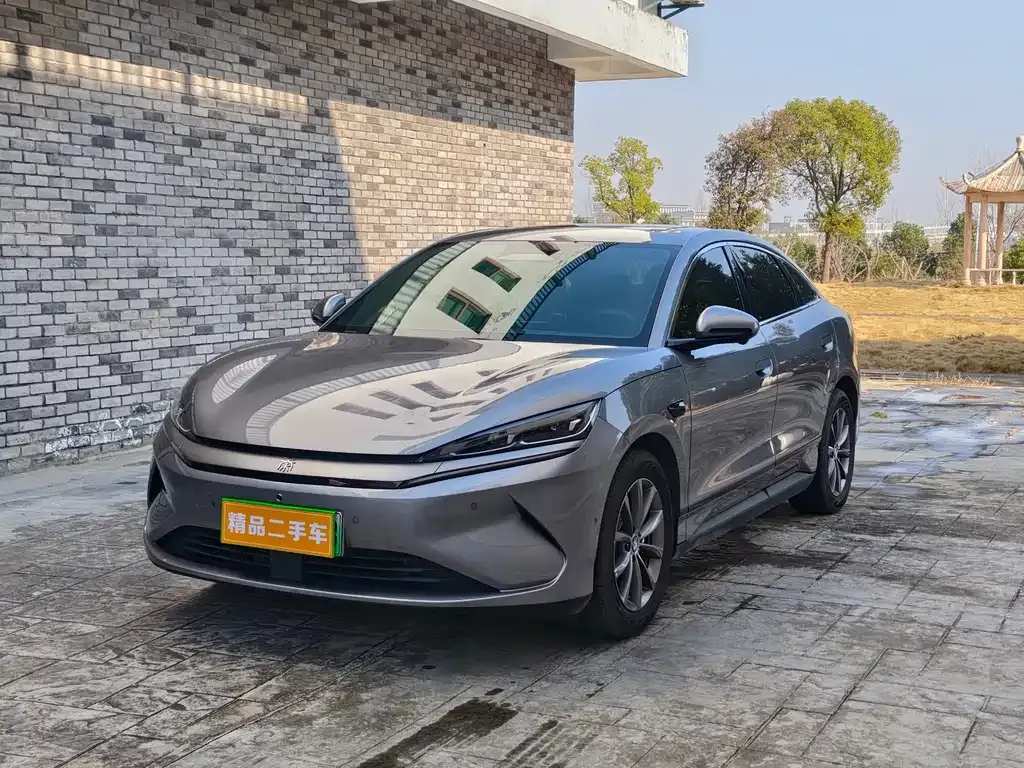 BYD Qin L — фото 1