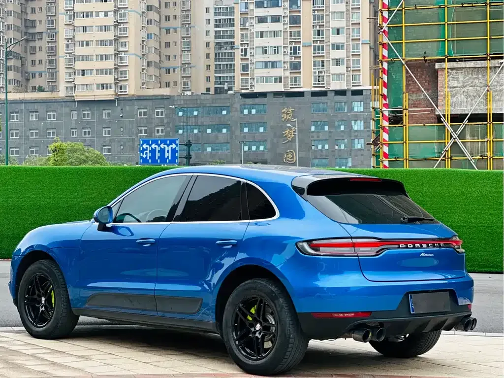 Porsche Macan — фото 8