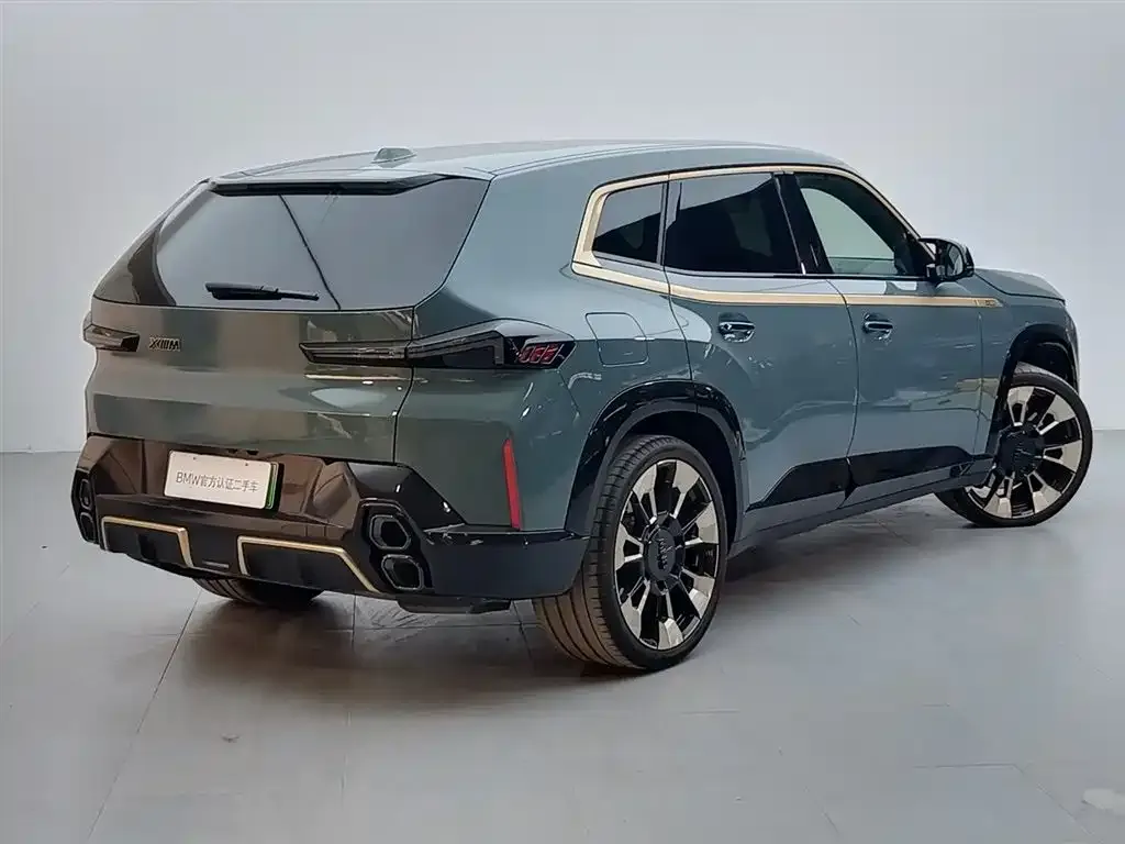 BMW XM — фото 5