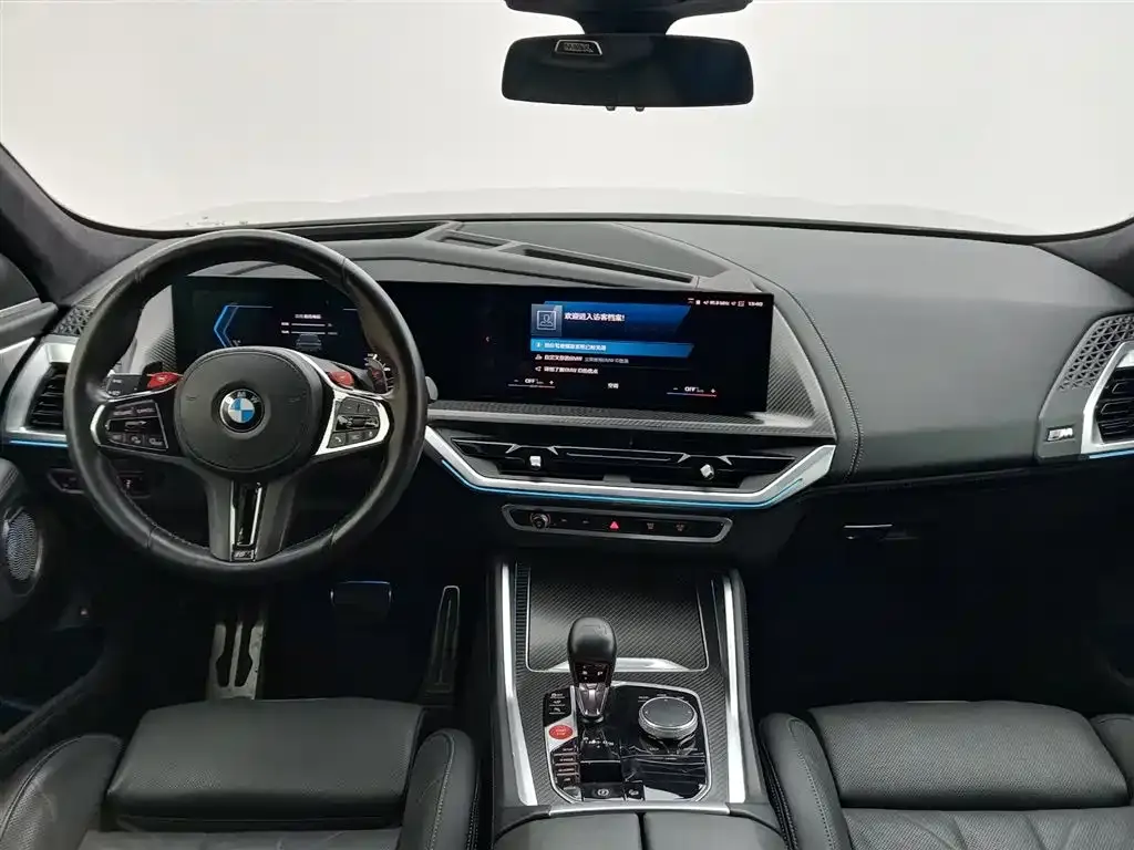 BMW XM — фото 7