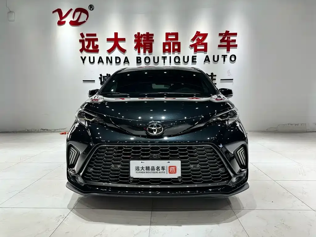 Toyota Granvia — фото 3