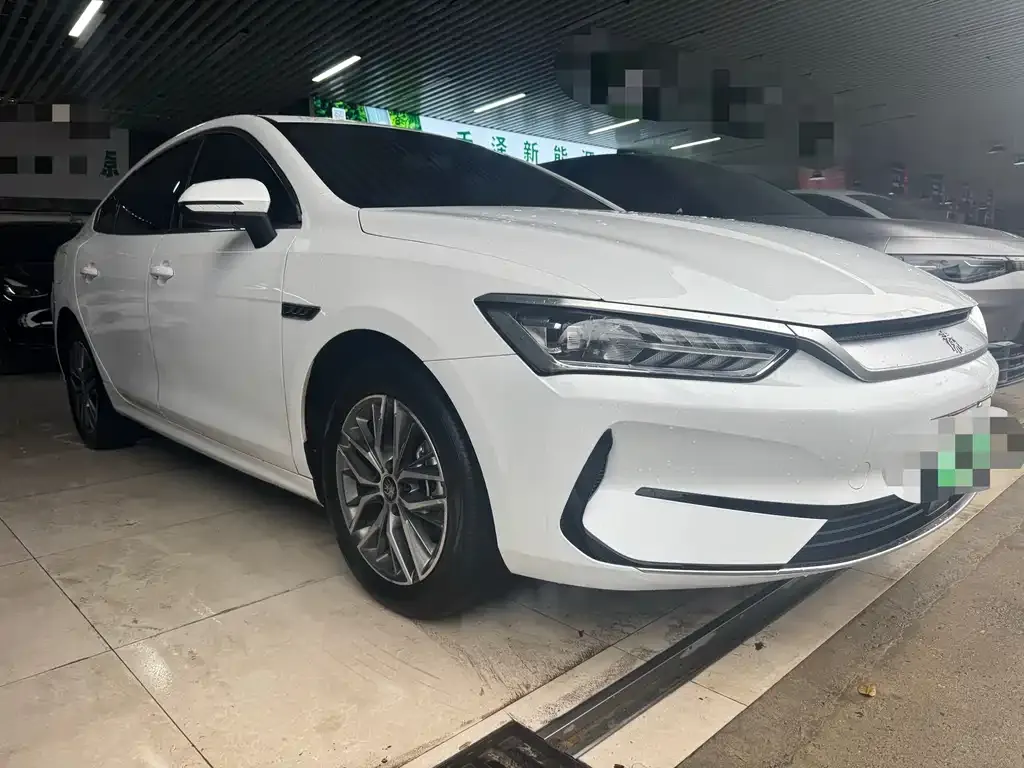 BYD Qin PLUS — фото 8