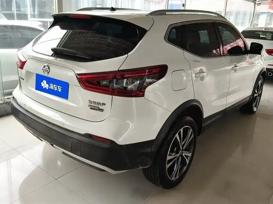 Nissan Qashqai — фото 4