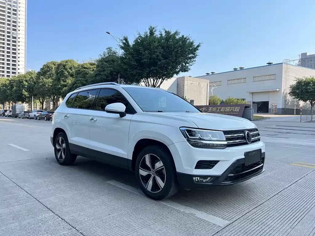 Volkswagen Tharu — фото 3