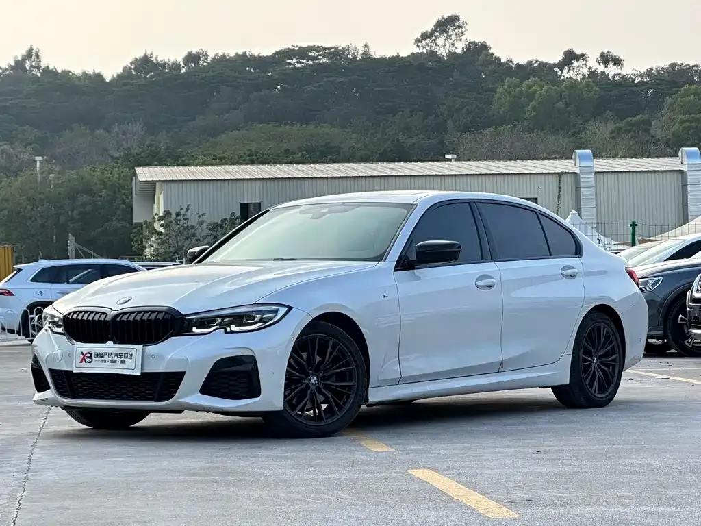 BMW 3 Series — фото 1