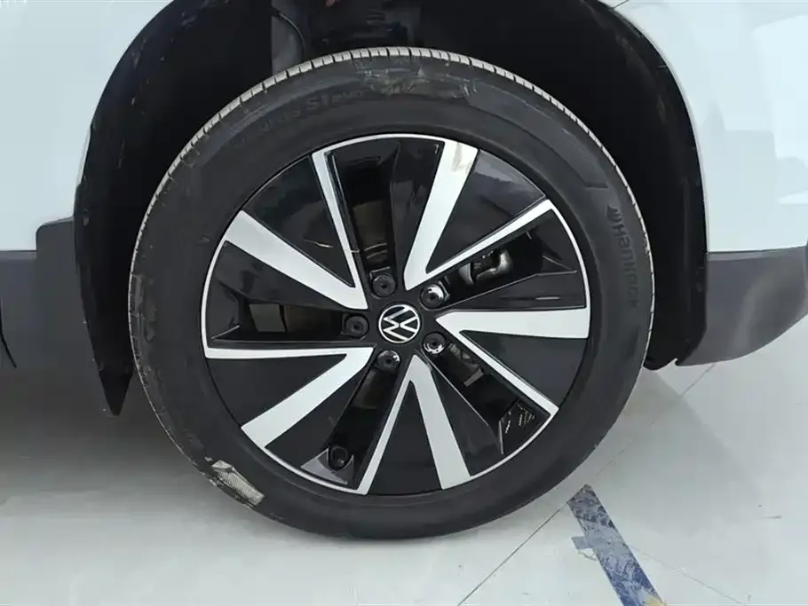 Volkswagen Tharu — фото 4