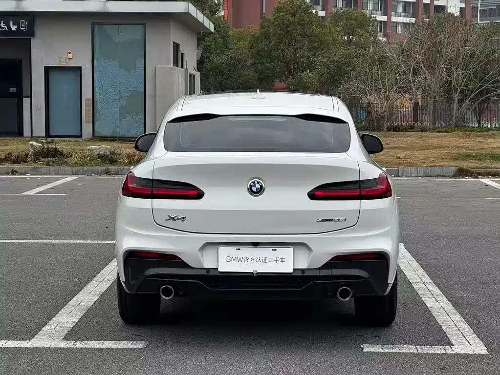 BMW X4 — фото 4