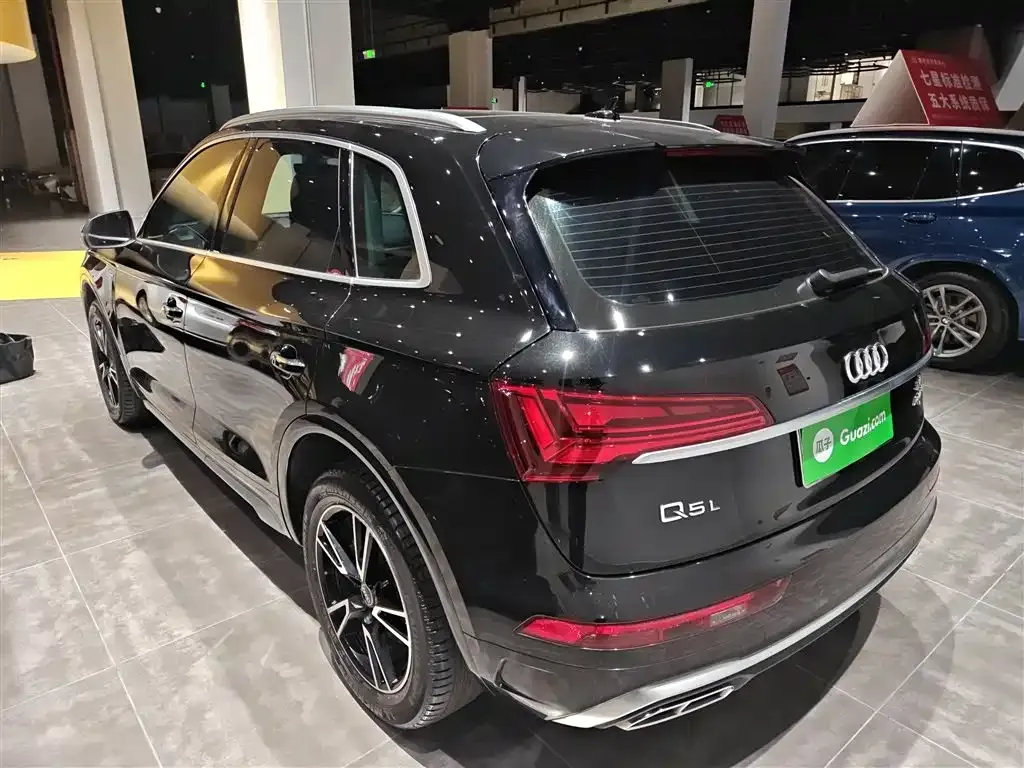 Audi Q5L — фото 2
