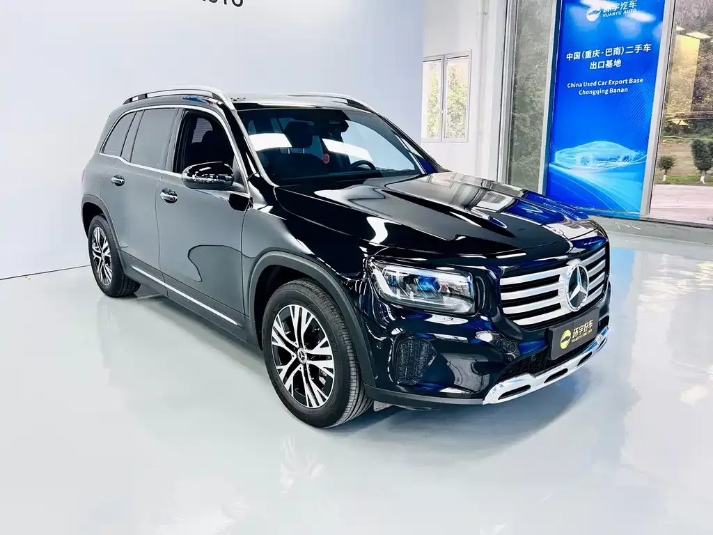 Mercedes-Benz GLB — фото 10