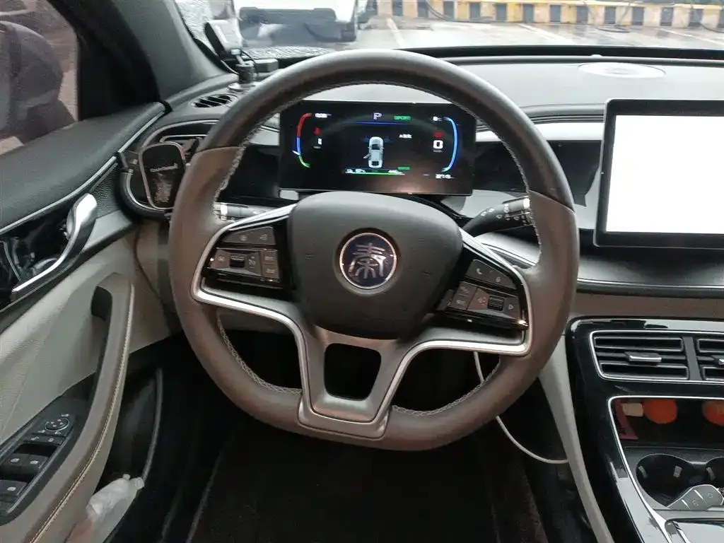 BYD Qin PLUS — фото 6