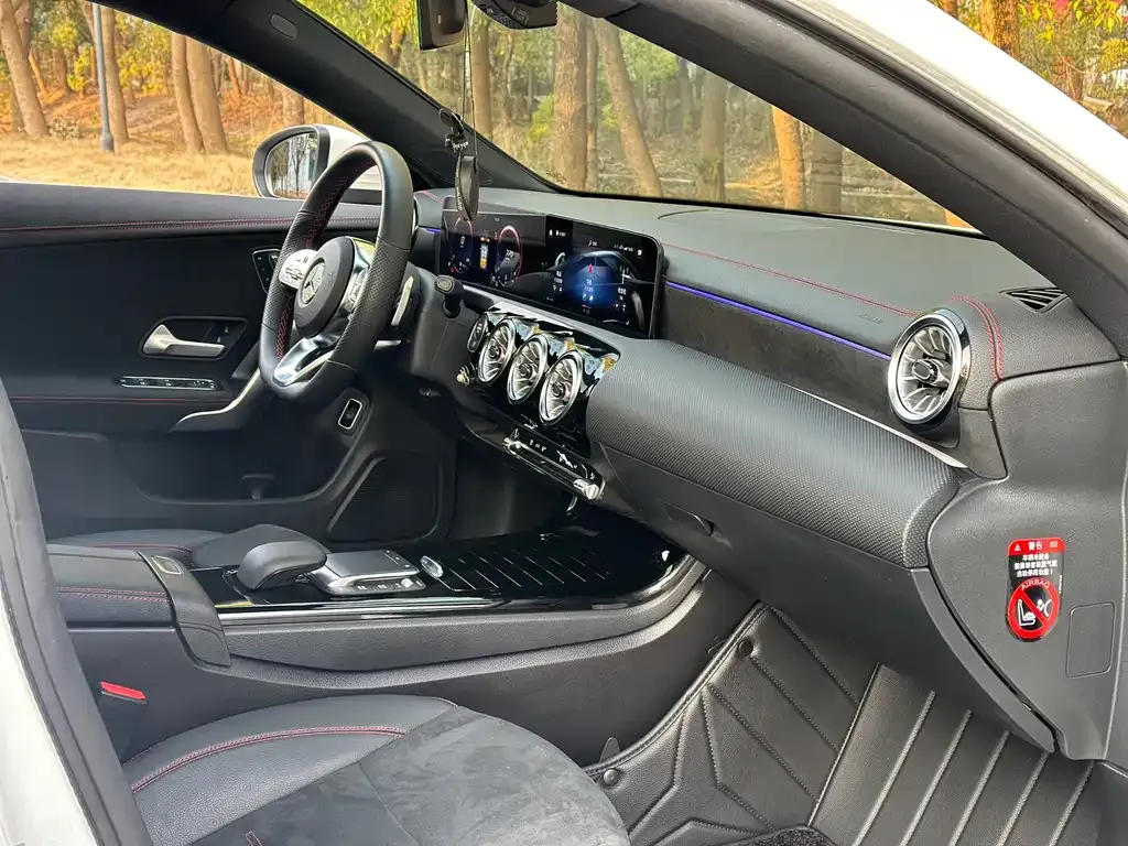 Mercedes-Benz CLA (Import) — фото 3