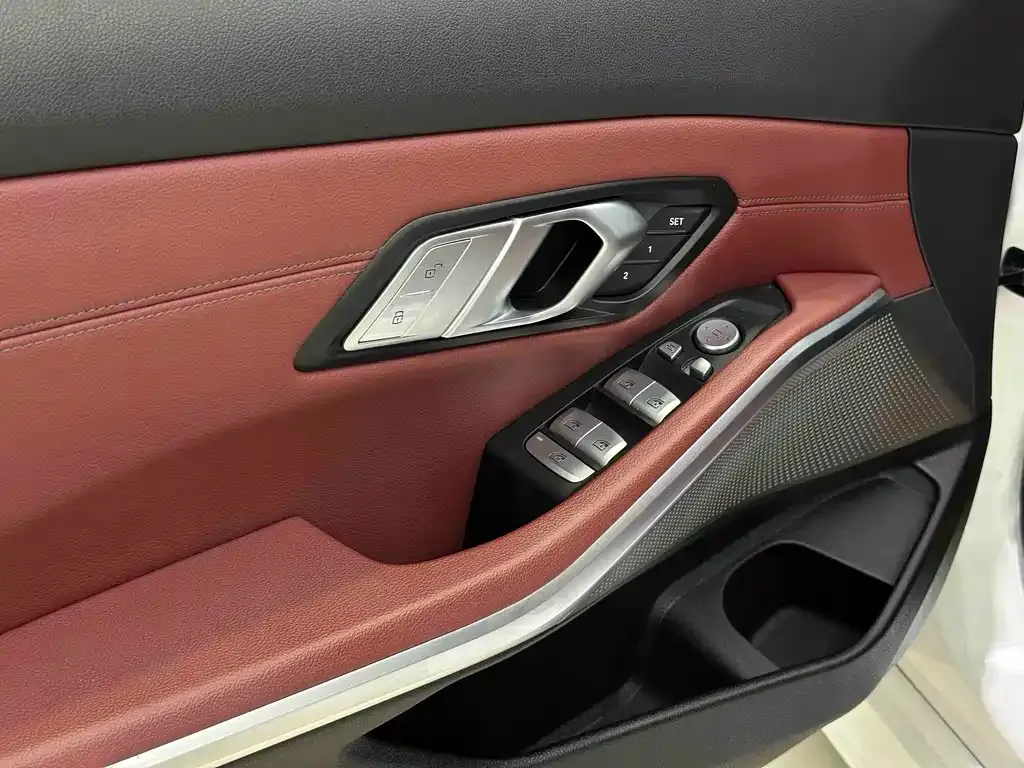 BMW 3 Series — фото 10