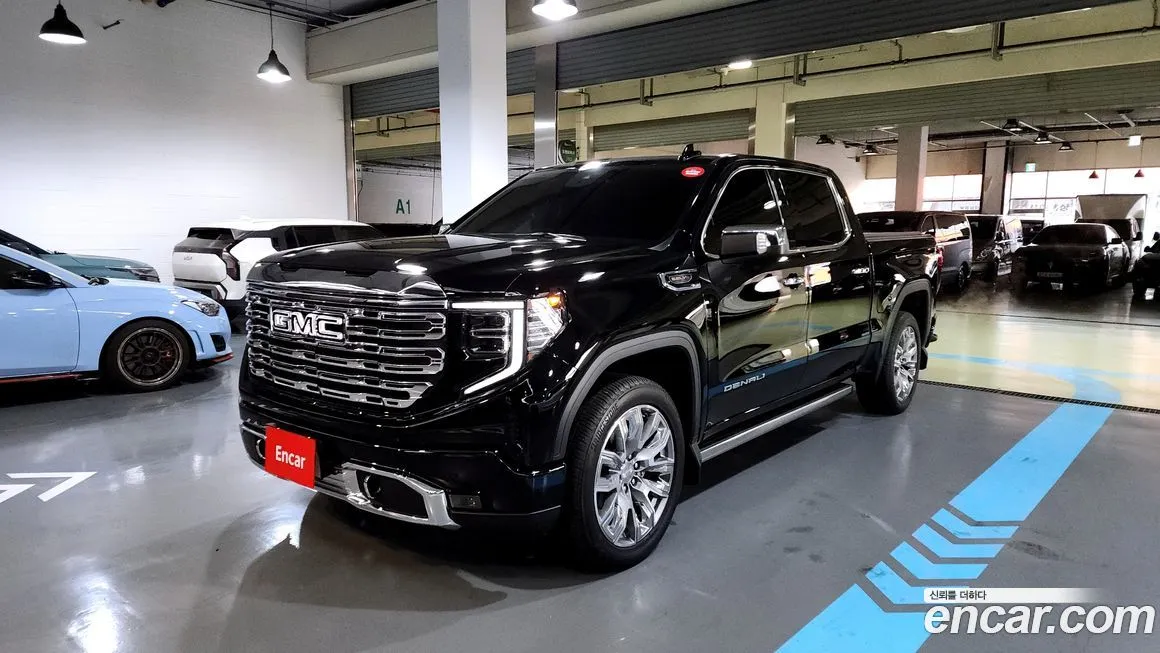 GMC Sierra — фото 1