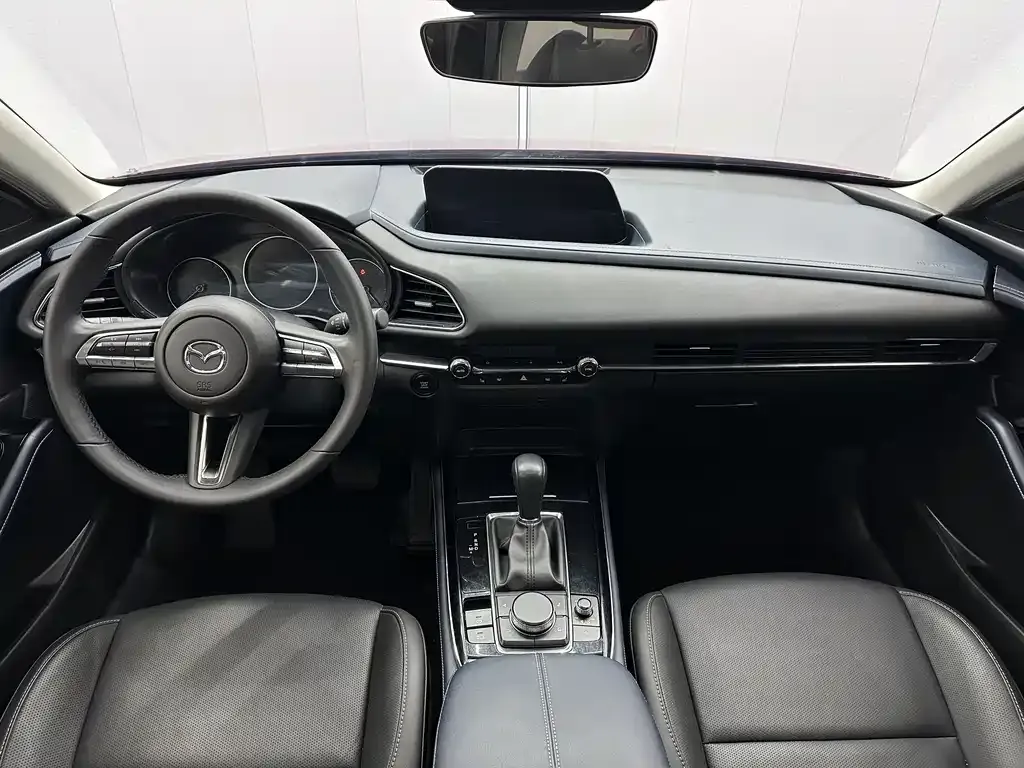 Mazda CX-30 — фото 4