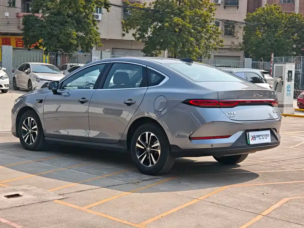 BYD Qin PLUS — фото 10