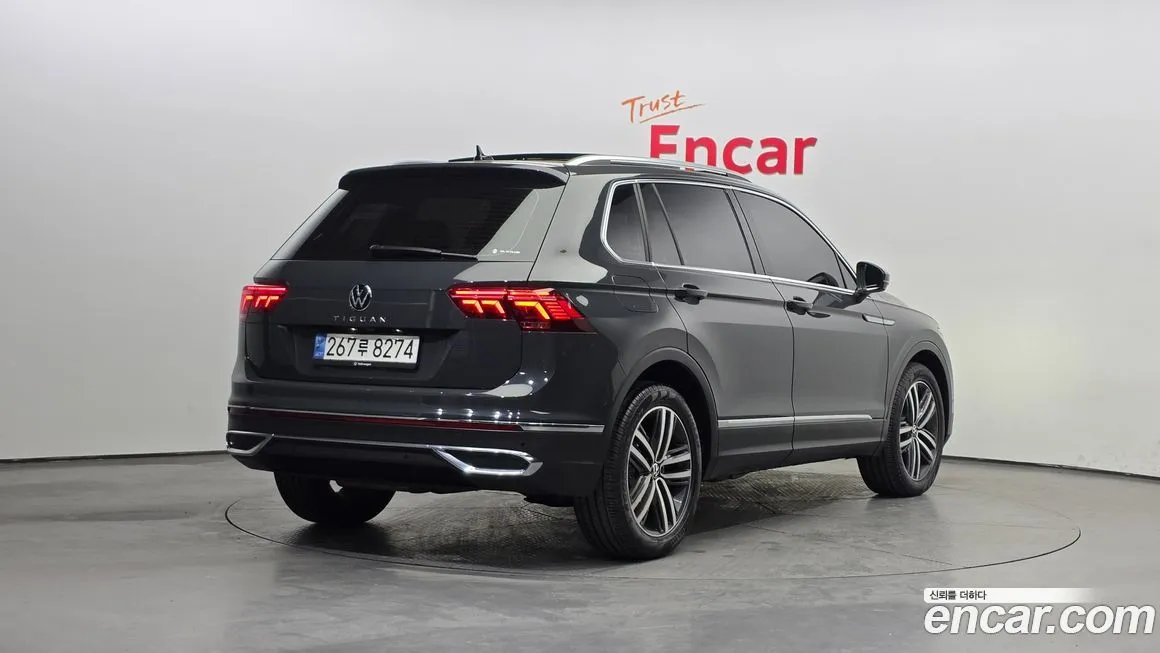 Volkswagen Tiguan — фото 4